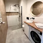 Premium - Old Town Jana Pawla Ii Апартаменти